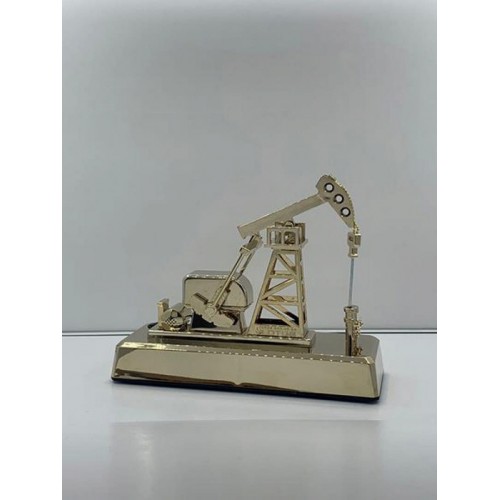 MASA ÜSTÜ PLAKET PETROL POMPASI HAREKETLİ ALTIN KAPLAMA ABS 26x22x9cm 2 ADET KALEM PİLLE ÇALIŞIR MAKET MASA ÜSTÜ PLAKET PETROL POMPASI HAREKETLİ ALTIN KAPLAMA ABS 26x22x9cm 2 ADET KALEM PİLLE ÇALIŞIR MAKET